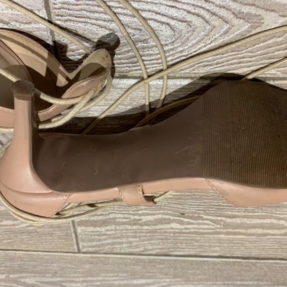 Shoes ankle strap - Picture 5 of 8